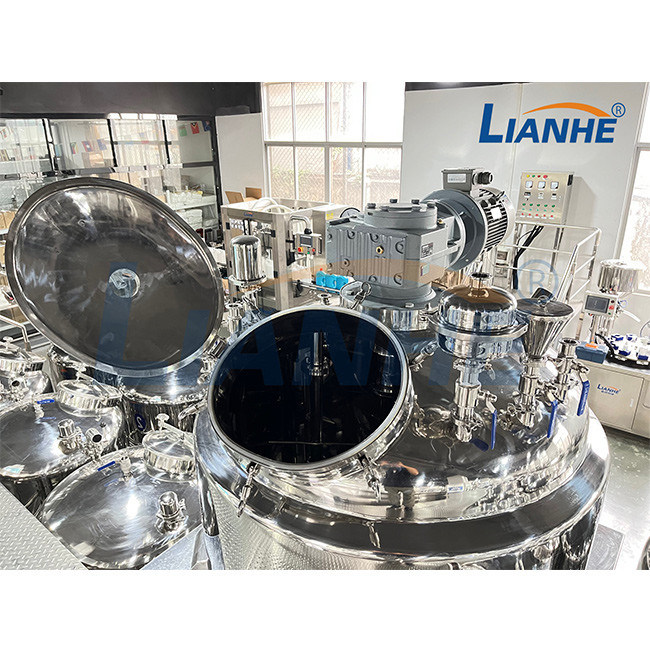 Ατμός που θερμαίνει την κενή καλλυντική αλοιφή αναμικτών γαλακτωματοποιητή που αναμιγνύει τη δεξαμενή με τον ταραχοποιό